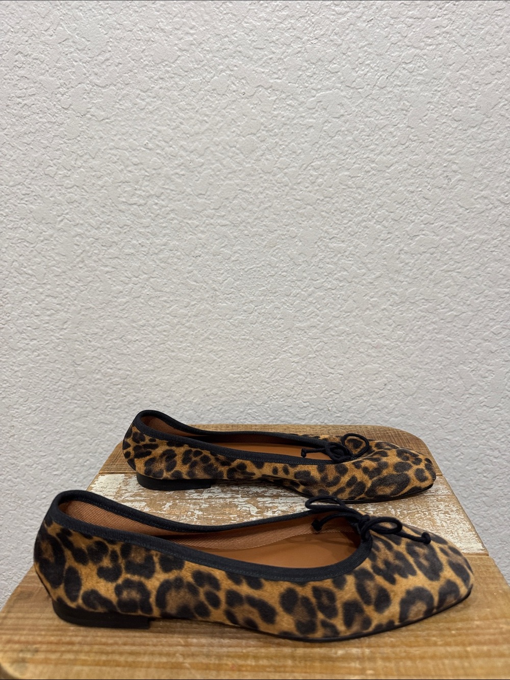 Margaux The Fonteyn Leopard Suede Ballet Flats Size 6.5W - Picture 4 of 9